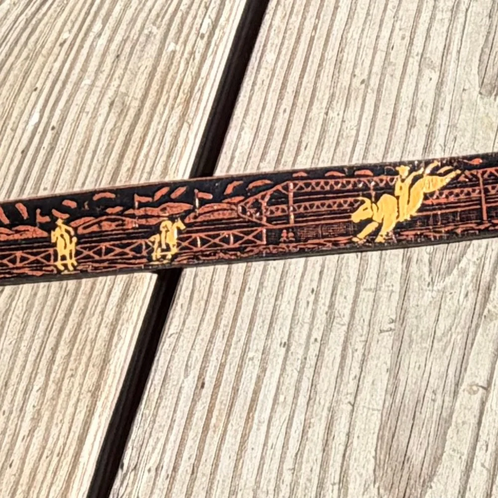 Vintage Western Leather Belt‎ w/ Cowboy Buckle | Youth XS 24”